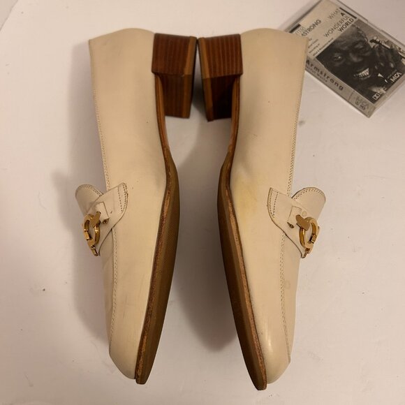 Salvatore Ferragamo HorseBit Loafers – Beige Leather w/ Gold Hardware - Picture 2 of 7